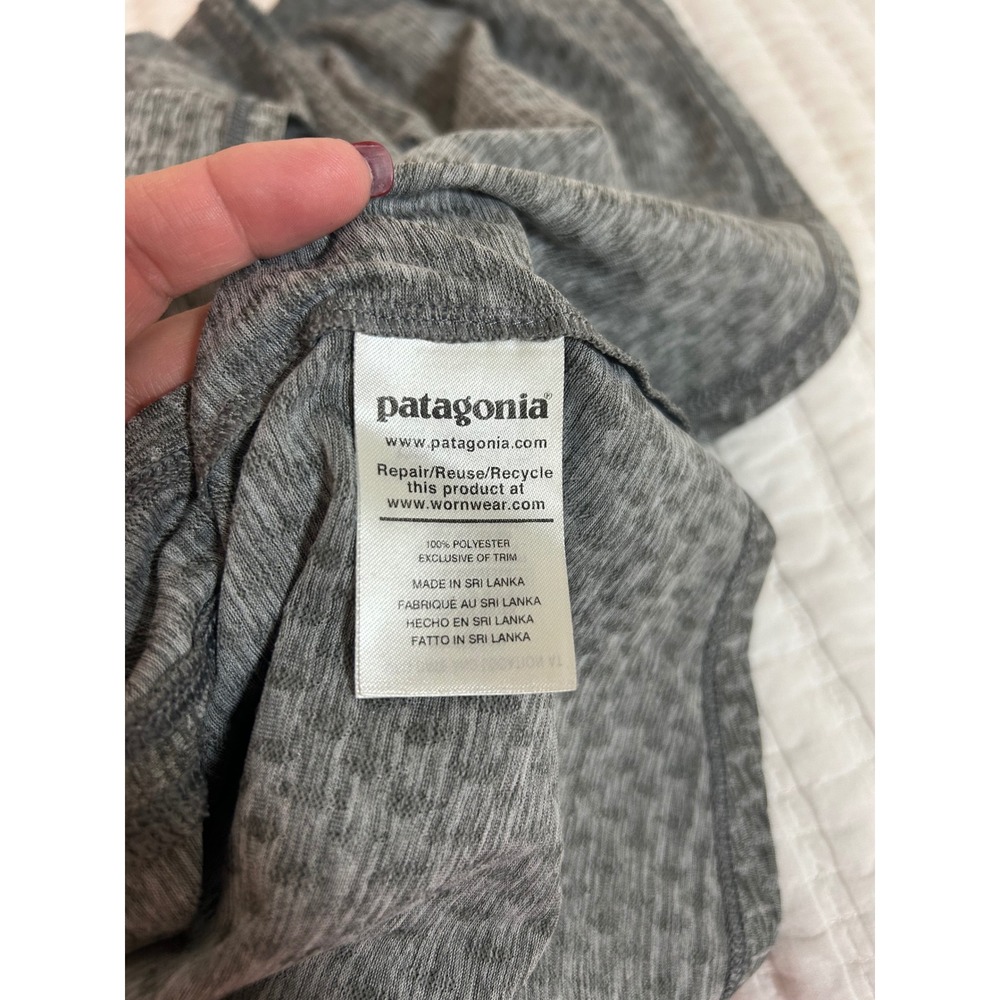 Patagonia Womens Tank Top Gray Textured Racerback Athletic Workout Activewear XL - Picture 5 of 7
